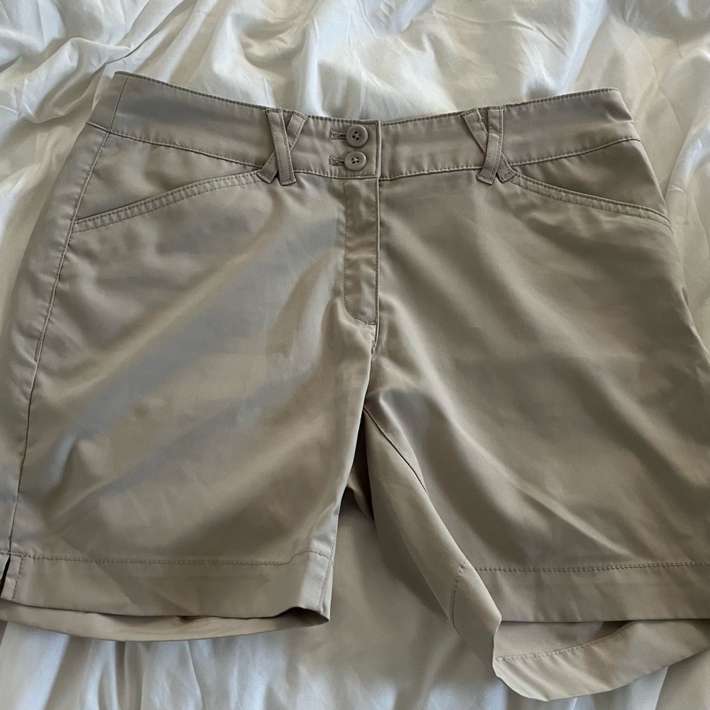 Women's Golf Yacht Tan Shorts